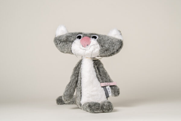 plattekat stinkhond, knuffelkat Moulin Roty scheldekat