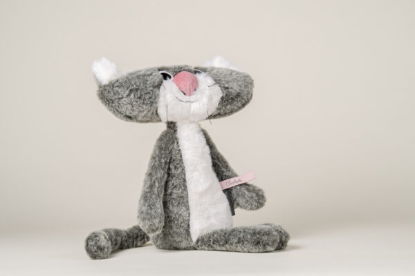 plattekat stinkhond, knuffelkat Moulin Roty scheldekat